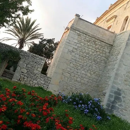 Kır Evi Valata Minusa Country *