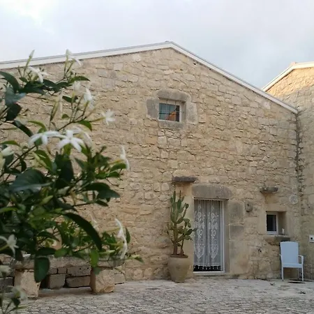 Kır Evi Valata Minusa Country Cannizzara